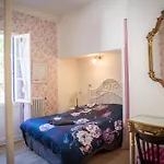 Guest house La Roseraie 3*