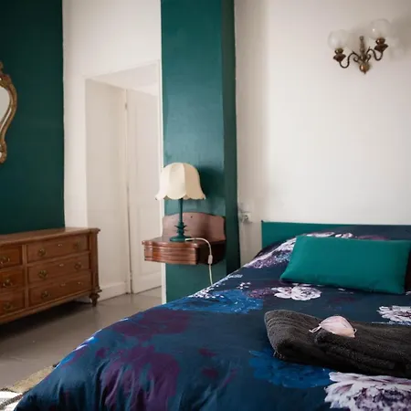 La Roseraie 3* Lodève