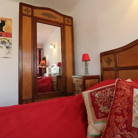 Maison d'hôtes La Roseraie