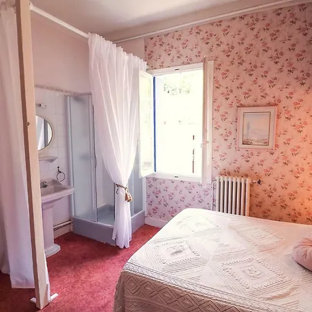 בית הארחה La Roseraie Lodève