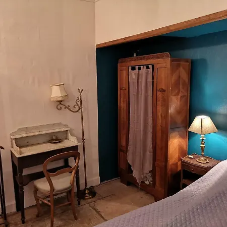 La Roseraie Maison d'hôtes 3*